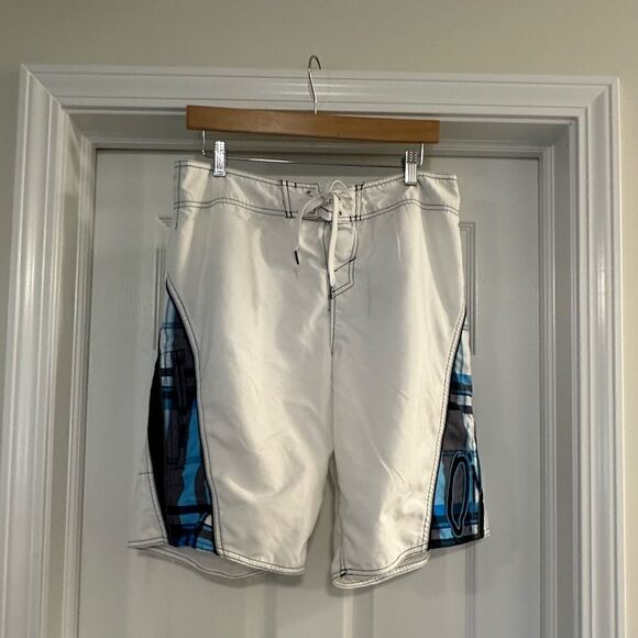O’NEILL | BOARDSHORTS SIZE 33 - Picture 1 of 4